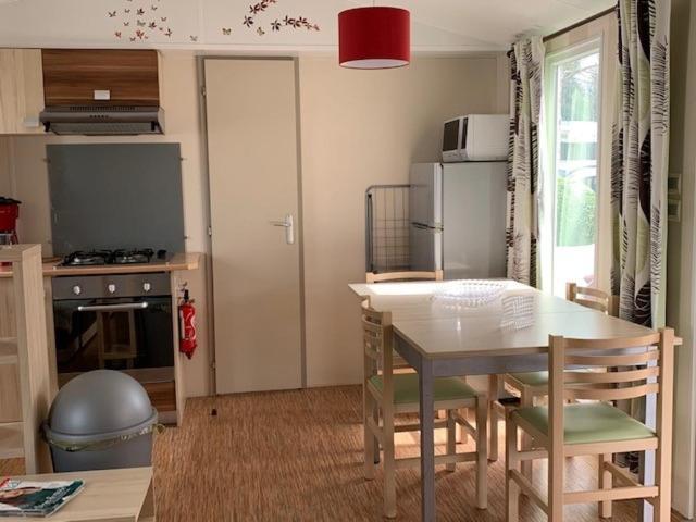 Kerlann 4 Etoiles Mobil Home 3 Chs 2 Sdb Pont Aven Finistere Exterior photo