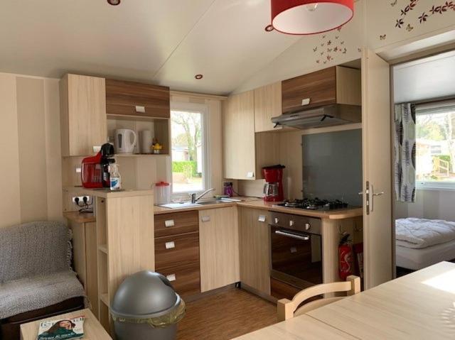 Kerlann 4 Etoiles Mobil Home 3 Chs 2 Sdb Pont Aven Finistere Exterior photo